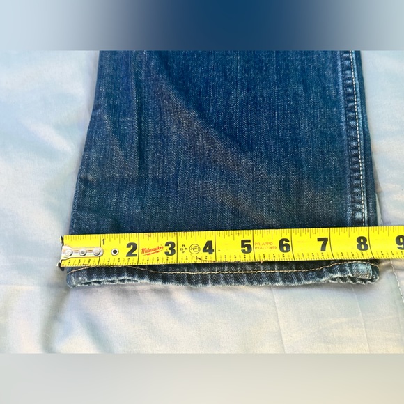 American Eagle original straight jeans. Size 32w and 32 inseam. 100%cotton - Picture 2 of 10